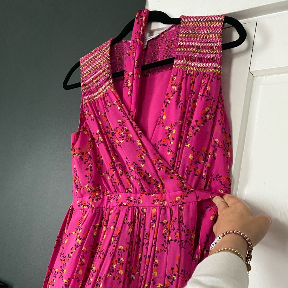 Diane Von Furstenberg silk wrap dress size 6